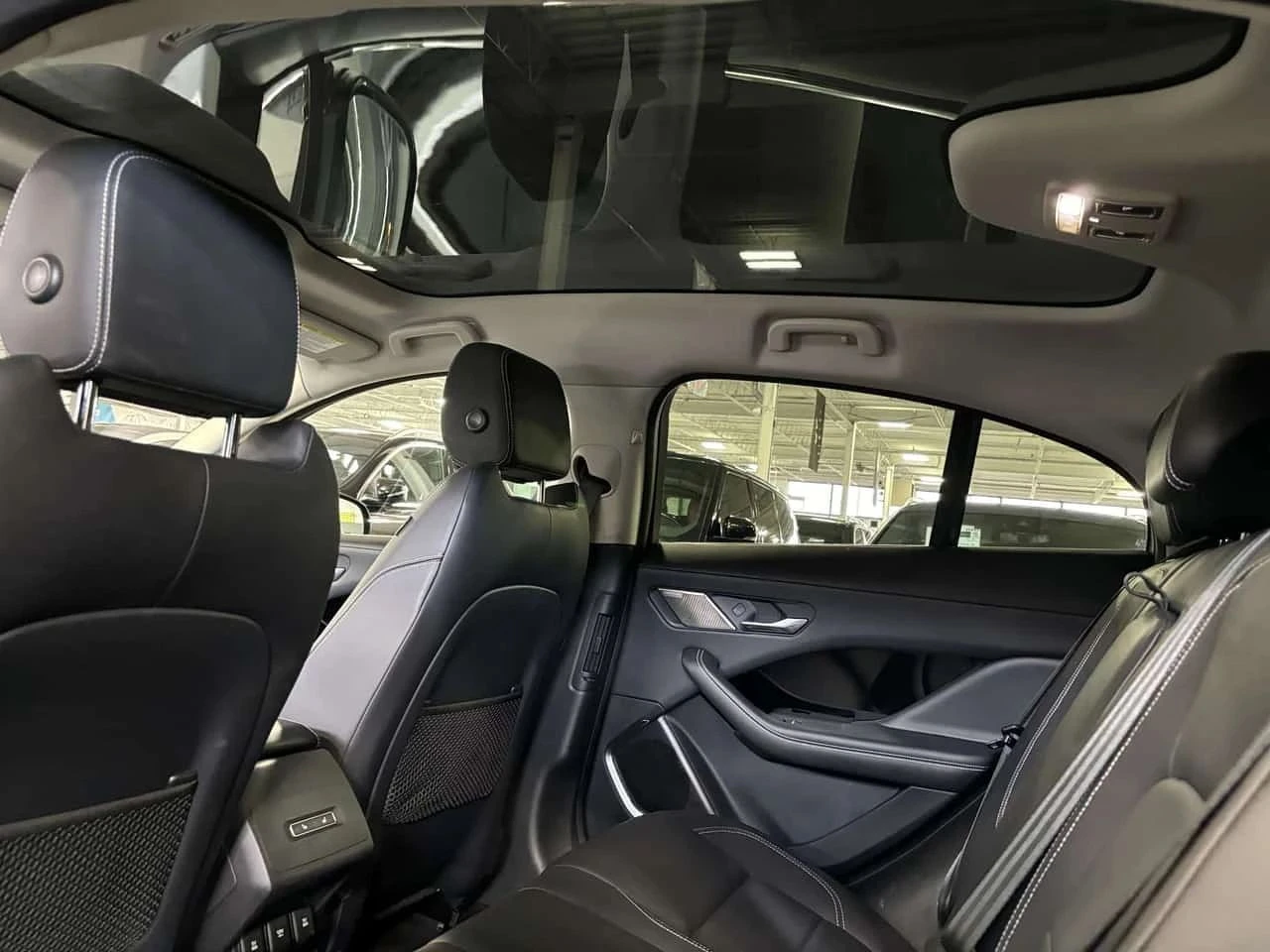 Jaguar I-Pace, снимка 10 - Автомобили и джипове - 56688603