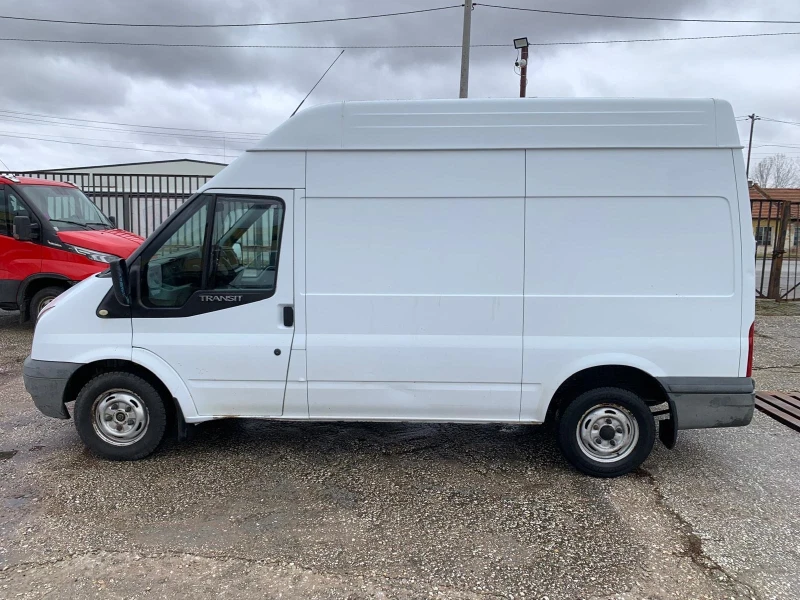 Ford Transit 2.2 Diesel 63kW Климатик, снимка 8 - Бусове и автобуси - 53276417