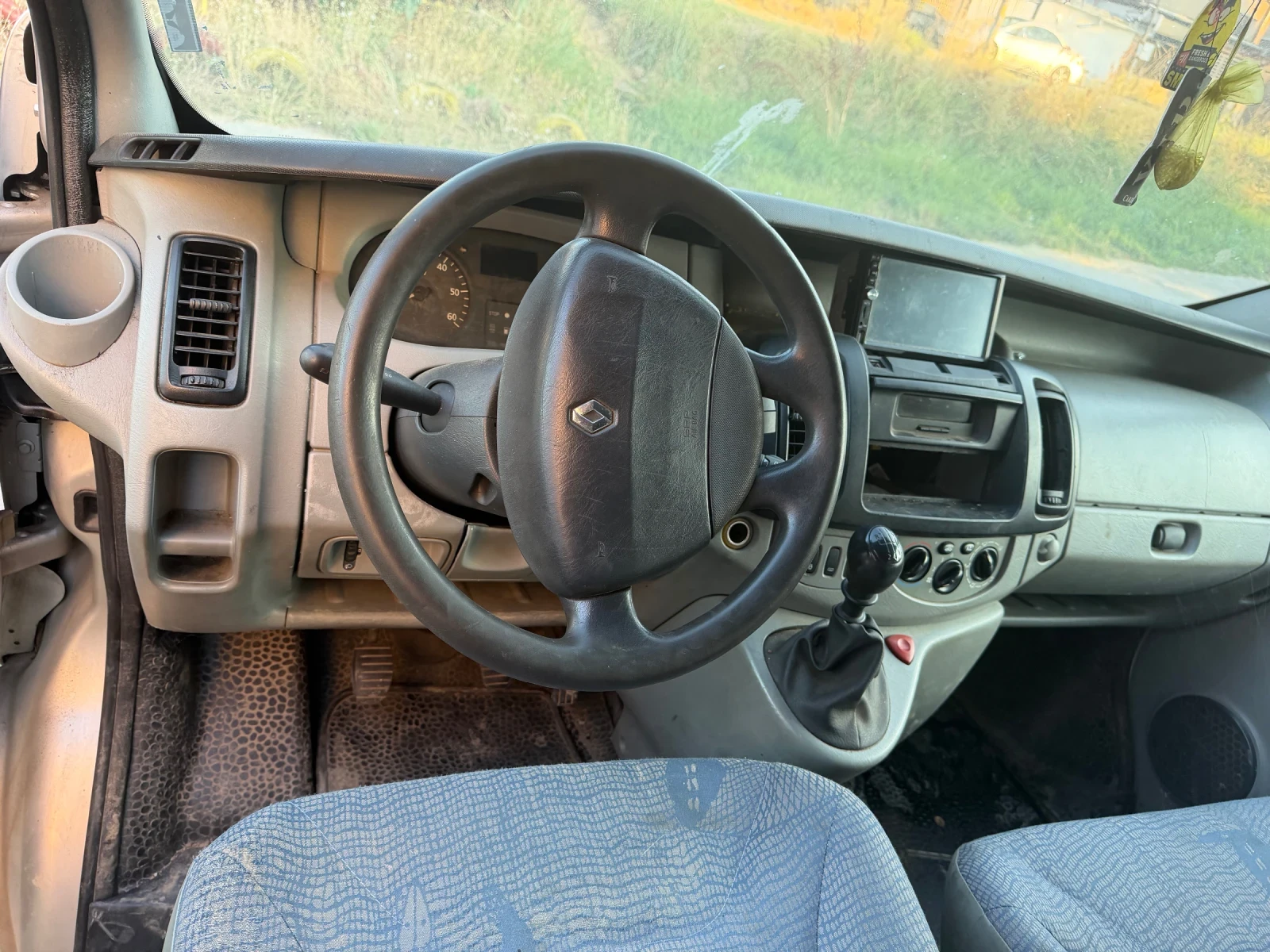 Renault Trafic dci, снимка 4 - Бусове и автобуси - 55479764