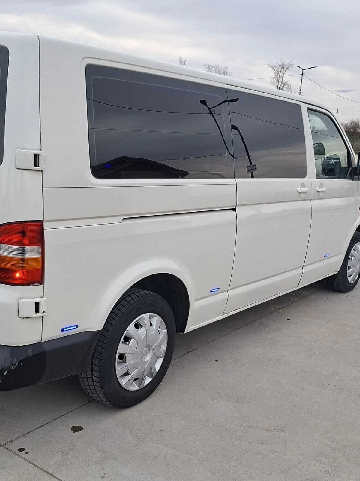 VW Caravelle, снимка 6 - Бусове и автобуси - 55507501