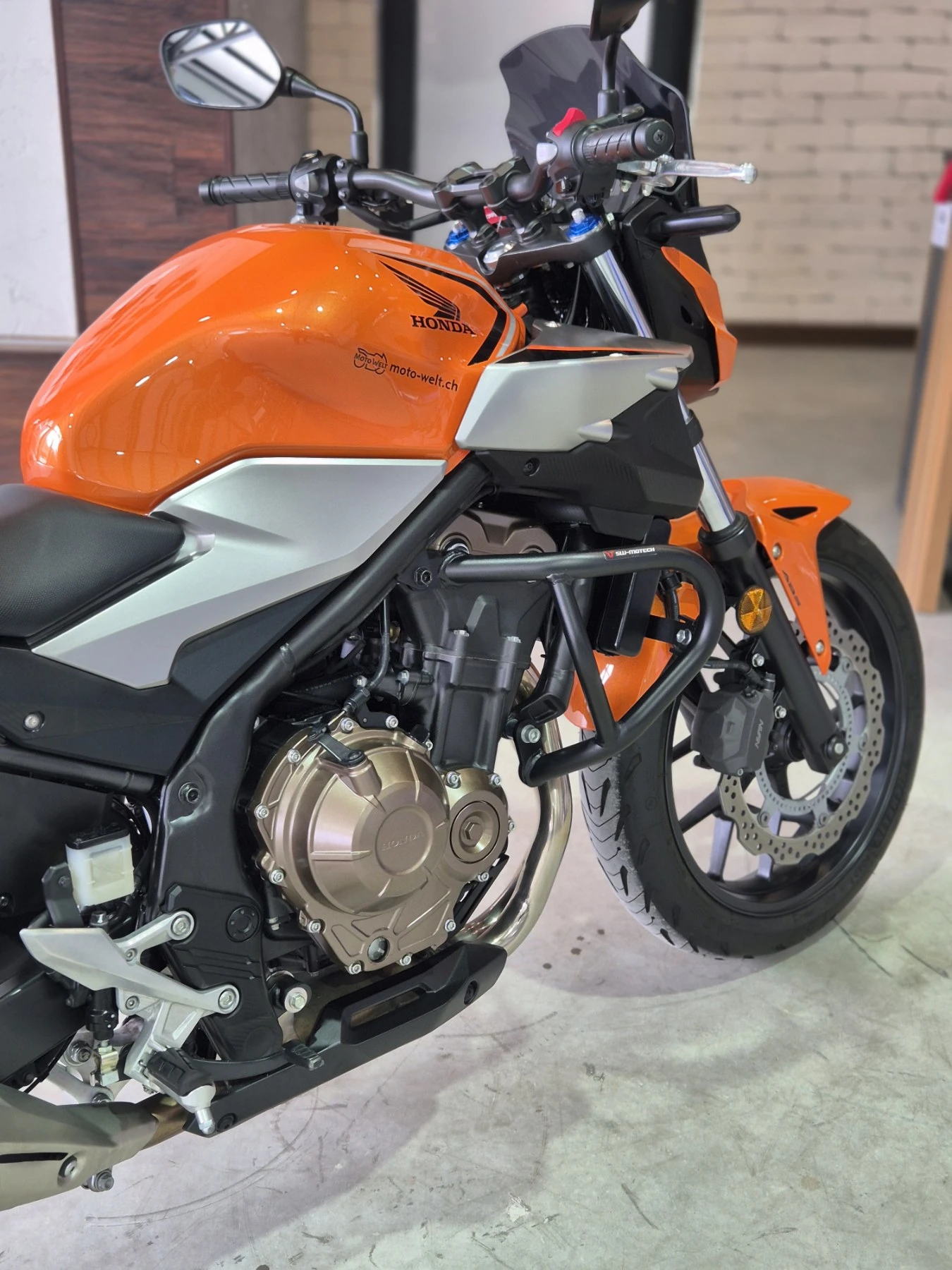 Honda Cb 500 FA ABS A2 7000км!!! Нов внос от ШВЕЙЦАРИЯ!!!, снимка 12 - Мотоциклети и мототехника - 54411780