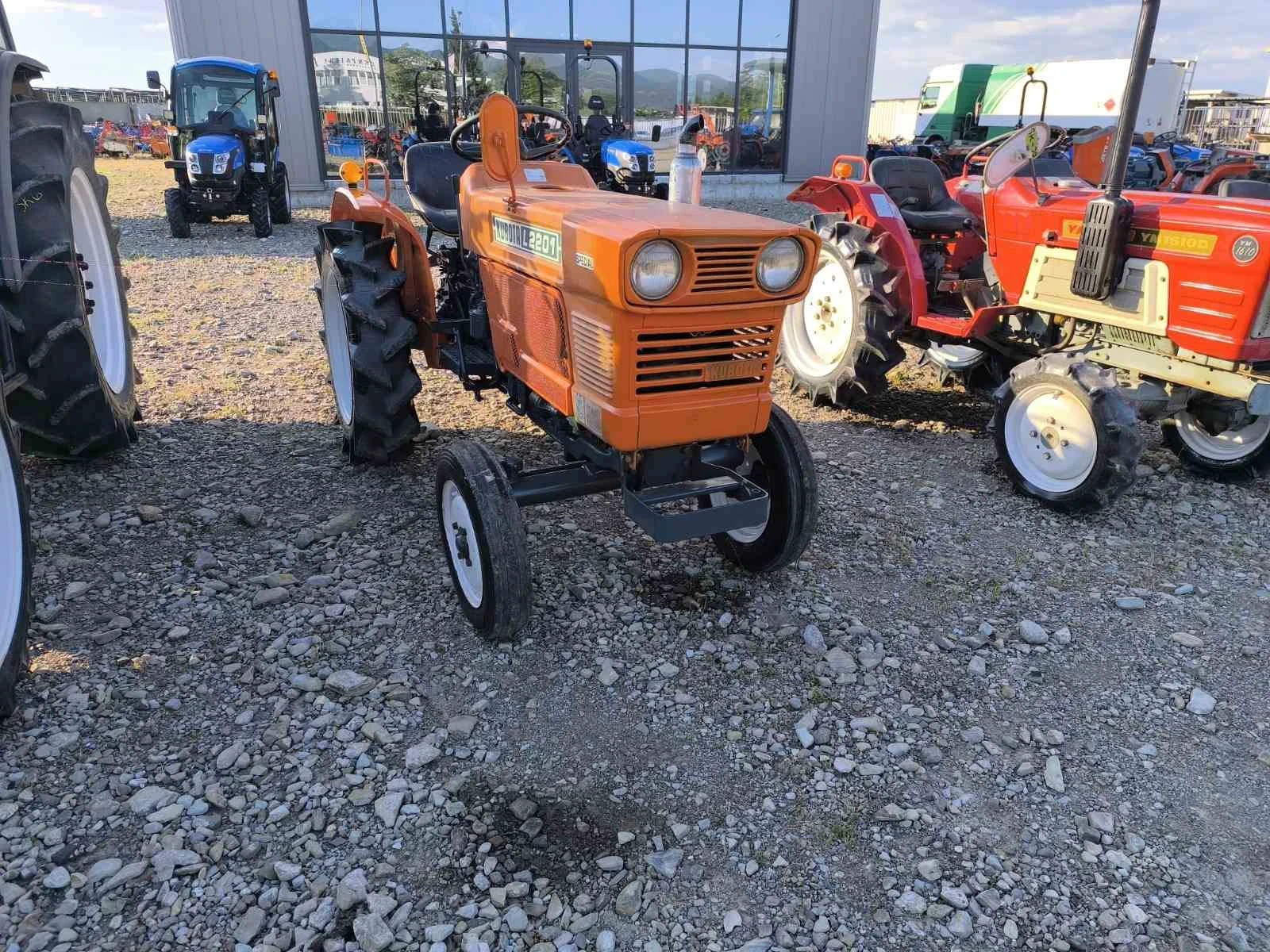 Трактор Kubota Саки агро Сливен , снимка 9 - Селскостопанска техника - 54664810