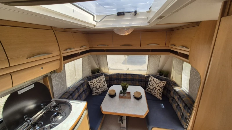 Каравана Fendt 450 saphir, снимка 5 - Каравани и кемпери - 51418507