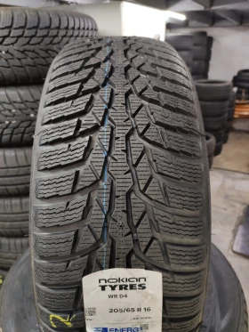 Гуми Зимни 205/65R16, снимка 1