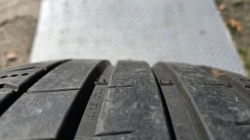 Гуми Летни 255/40R18, снимка 2 - Гуми и джанти - 48263816