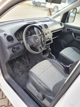 VW Caddy 1.6 TDI , снимка 8 - Автомобили и джипове - 45428073