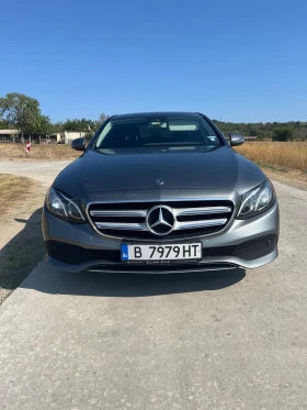 Mercedes-Benz E 220, снимка 1