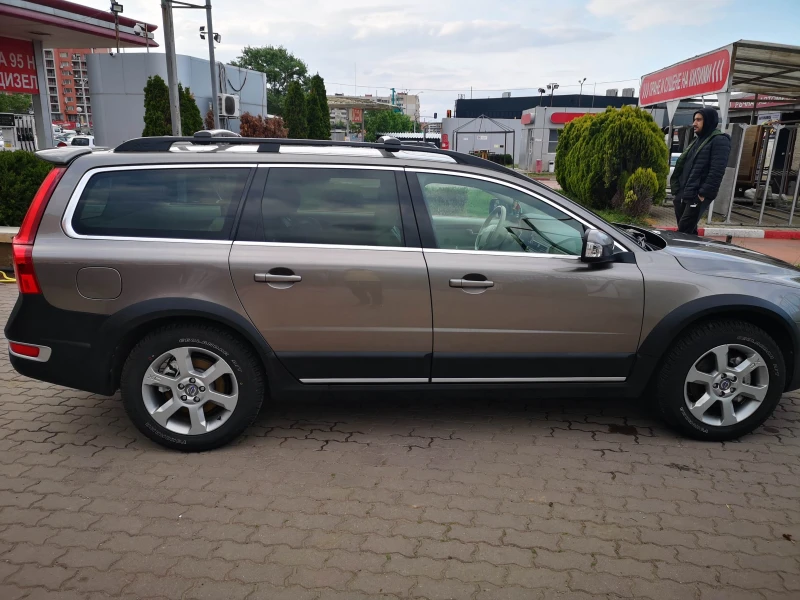 Volvo Xc70, снимка 5 - Автомобили и джипове - 49513935