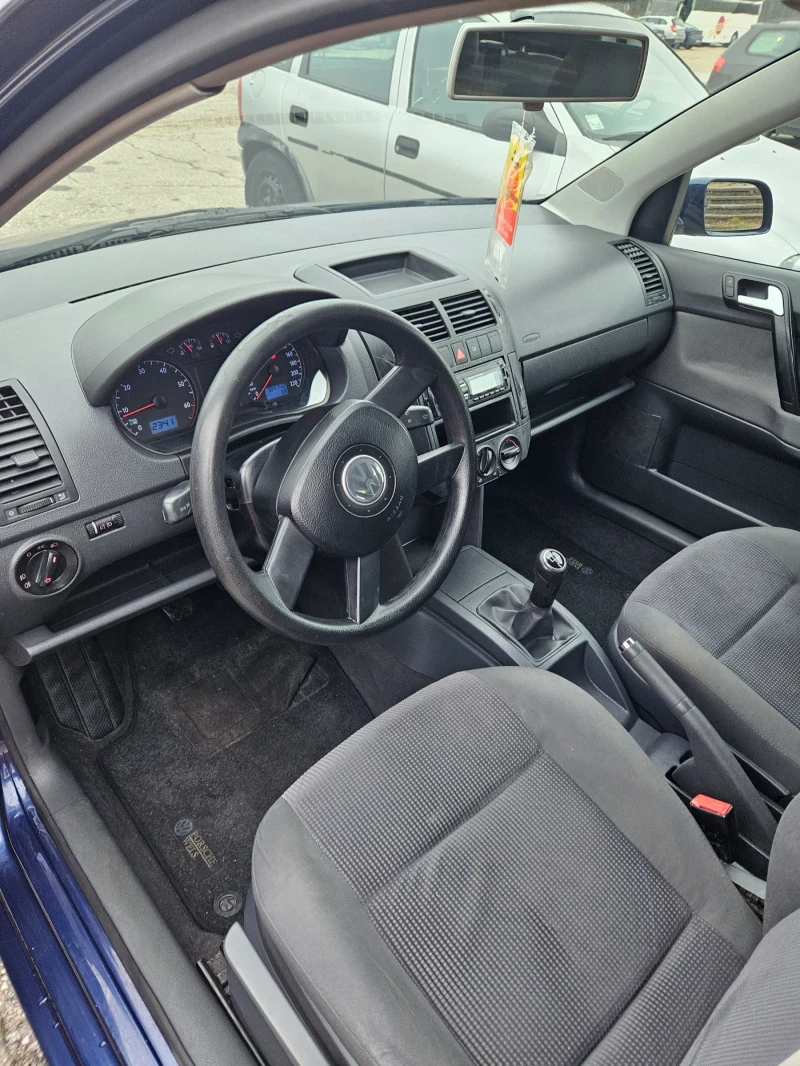 VW Polo, снимка 9 - Автомобили и джипове - 48238317