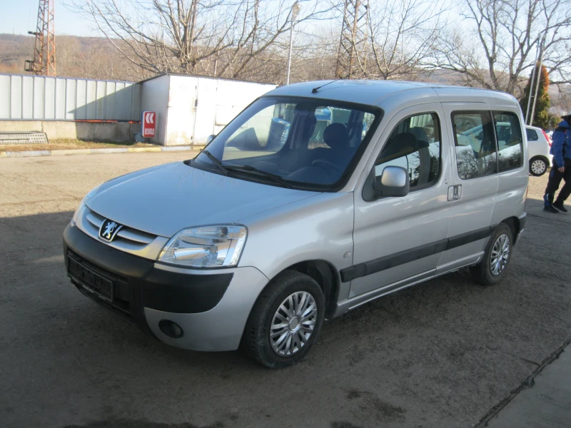 Peugeot Partner, снимка 3 - Автомобили и джипове - 48916073