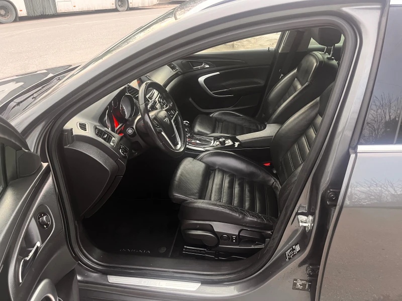 Opel Insignia 2.0 LUKS 4x4, снимка 7 - Автомобили и джипове - 49798757