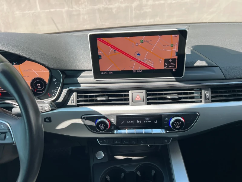 Audi A4 Avant 2.0TDI Led , снимка 12 - Автомобили и джипове - 51736066