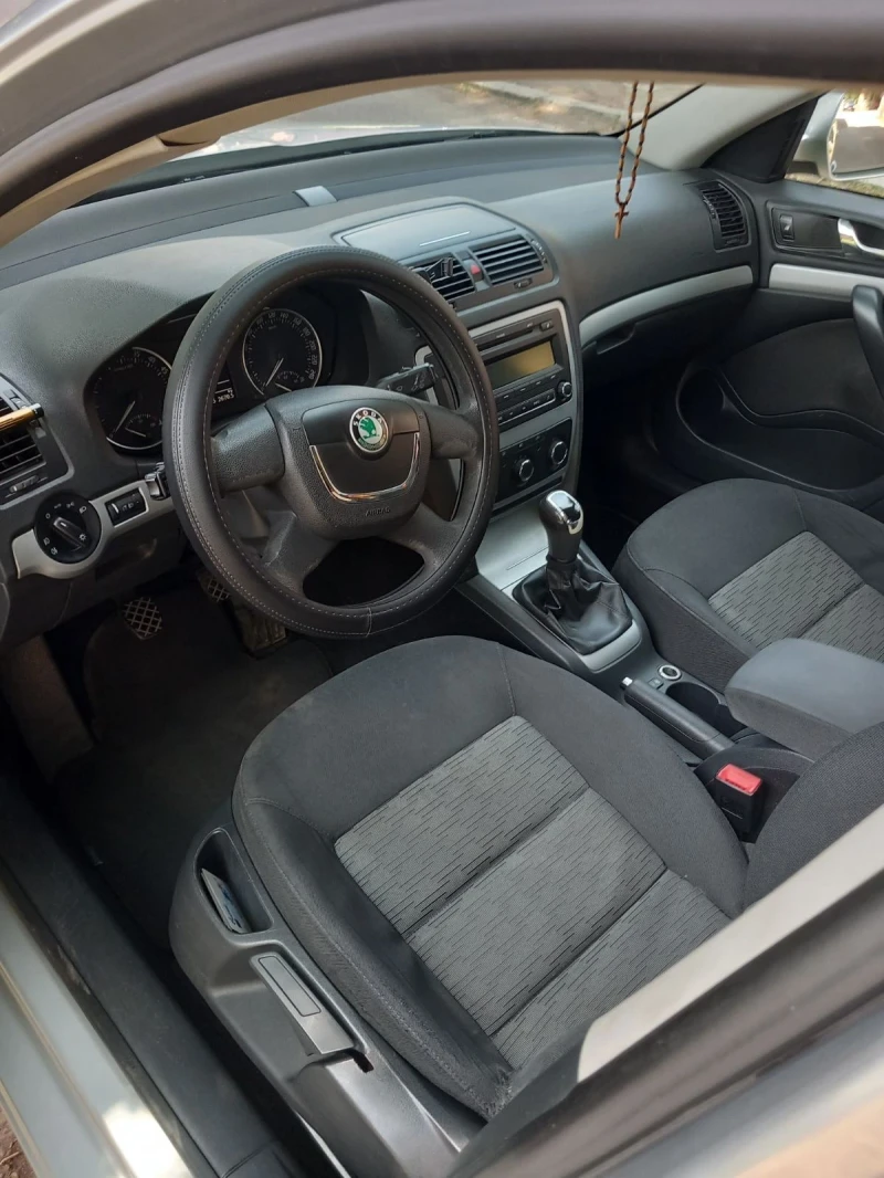 Skoda Octavia, снимка 8 - Автомобили и джипове - 52311351
