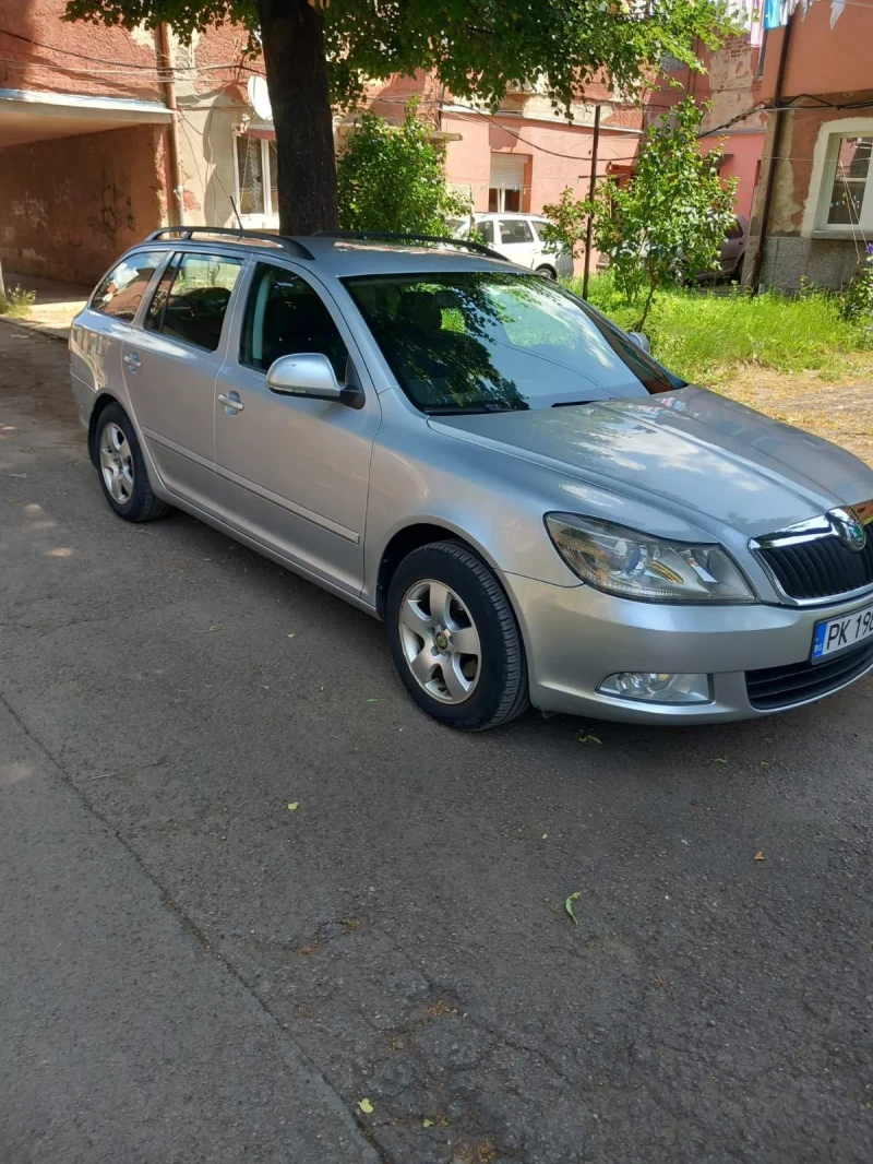 Skoda Octavia, снимка 2 - Автомобили и джипове - 52311351