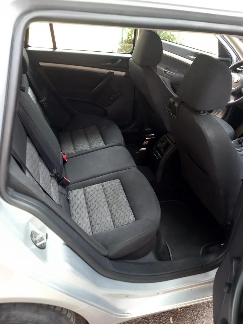 Skoda Octavia, снимка 11 - Автомобили и джипове - 52311351
