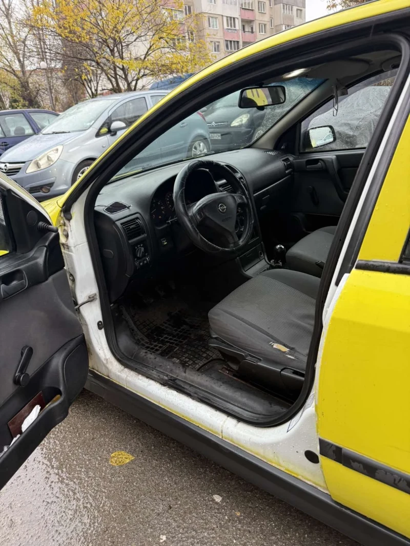 Opel Astra, снимка 6 - Автомобили и джипове - 52457269
