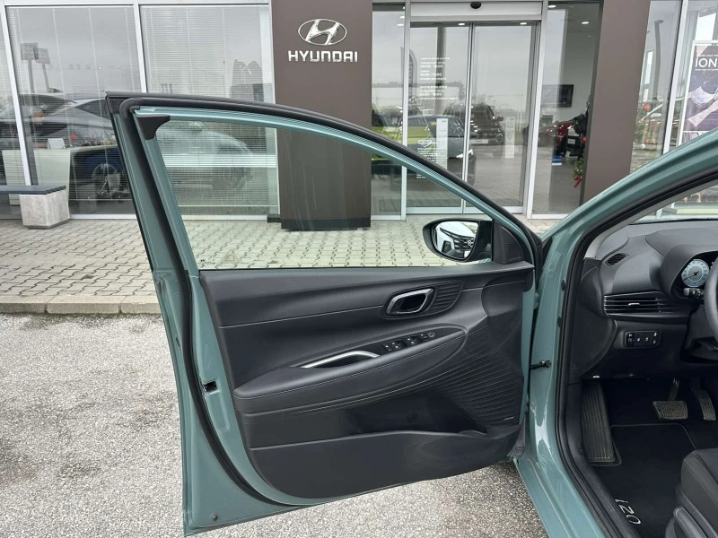 Hyundai I20 Exclusive, снимка 9 - Автомобили и джипове - 52884558