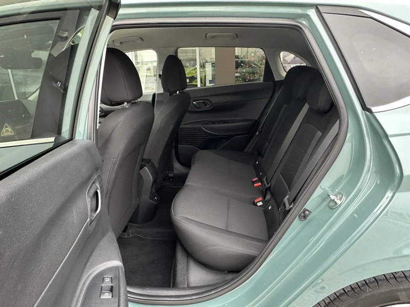 Hyundai I20 Exclusive, снимка 16 - Автомобили и джипове - 52884558