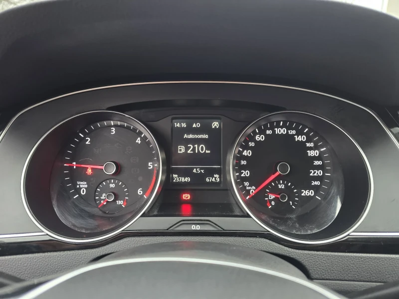 VW Passat 2.0TDI 150к.с 4motion , снимка 17 - Автомобили и джипове - 52884896