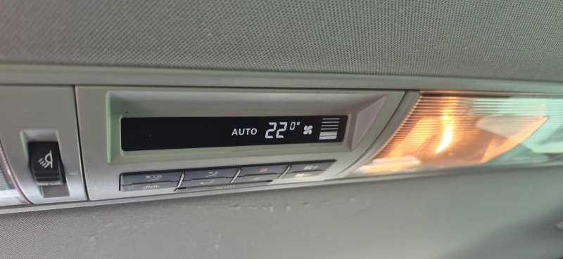 VW Multivan 2.0 Tdi 140 hp, снимка 10 - Автомобили и джипове - 53110478