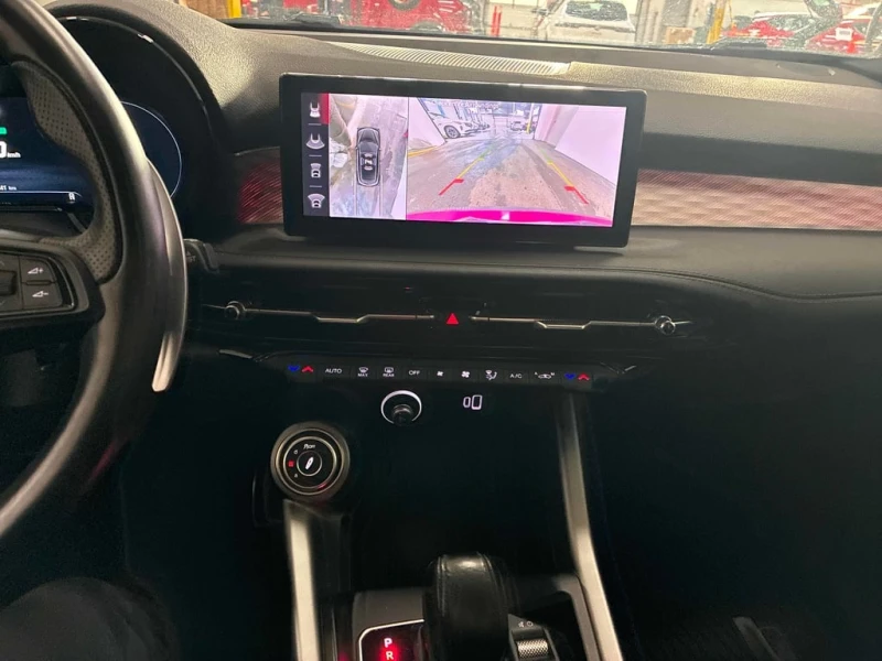 Alfa Romeo Tonale * Veloce * CARFAX * БЕЗ ПЪРВОНАЧАЛНА ВНОСКА, снимка 9 - Автомобили и джипове - 53146893