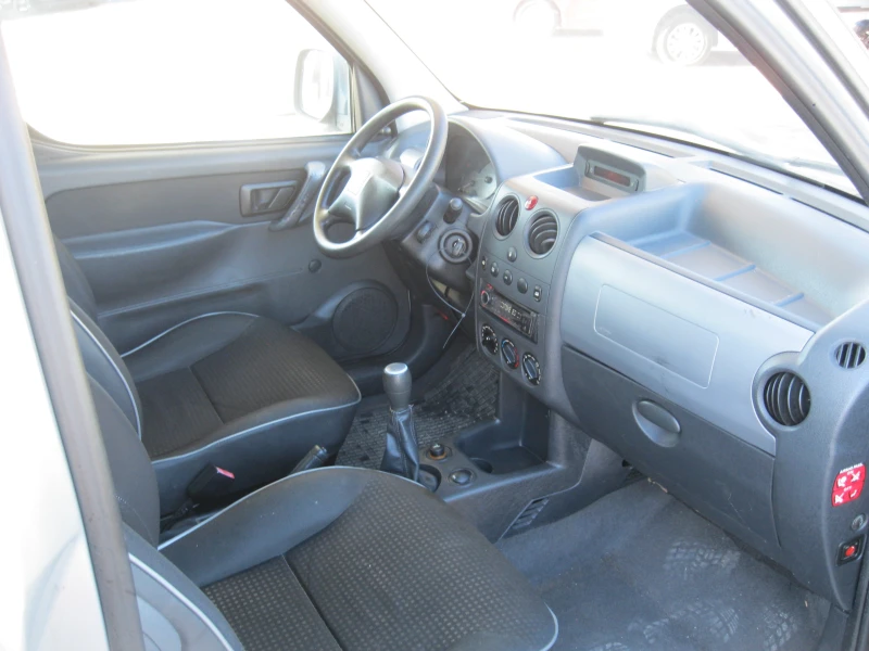 Peugeot Partner - 3900 лв. - 90636976 | Car24.bg