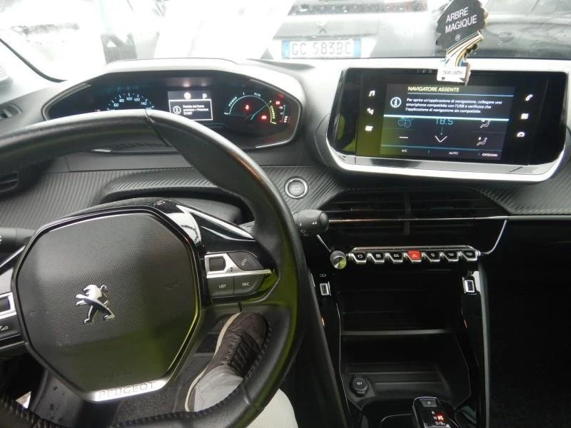 Peugeot 208 50 kWh, снимка 8 - Автомобили и джипове - 53887888