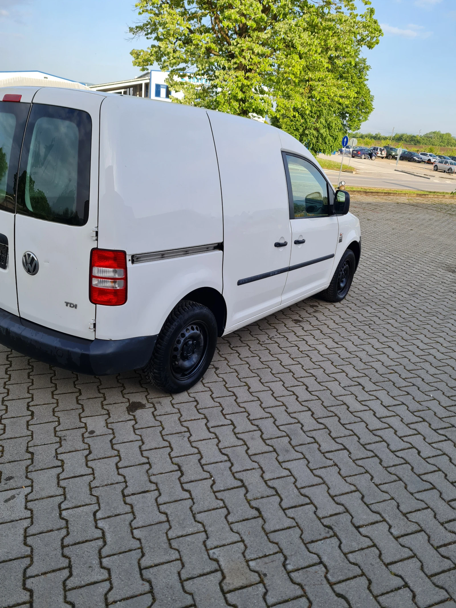 VW Caddy 1.6 TDI  - изображение 3