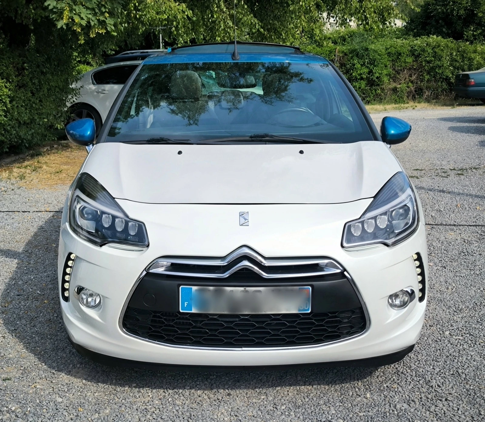 Citroen DS3 1.2 THP EAT6 110 cv - изображение 2