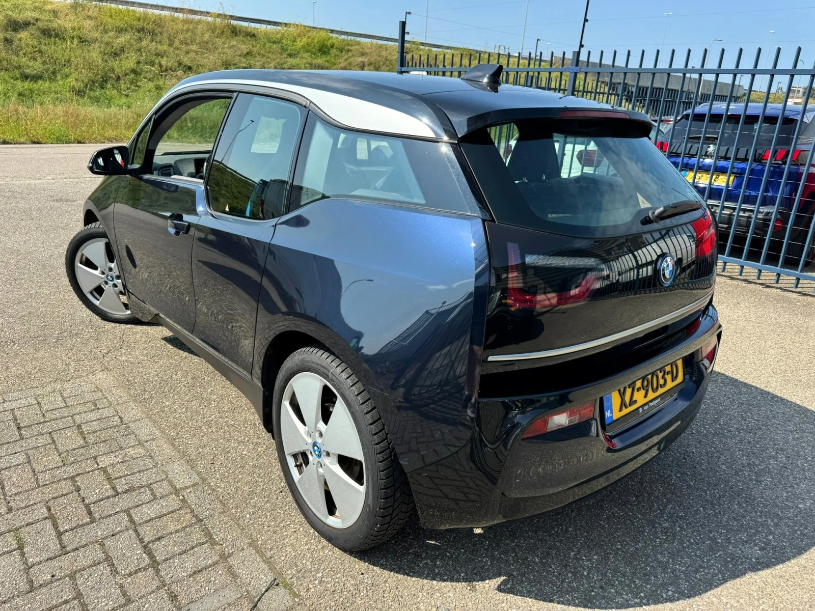 BMW i3 120Ah/170/42.2kWh - изображение 5