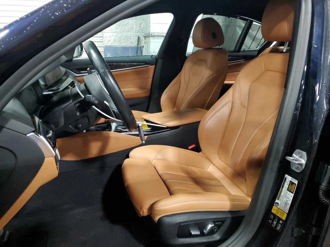 BMW 540 XDRIVE* M-PACK* ДИГИТАЛНО ТАБЛО* ДИСТРОНИК*  - изображение 8