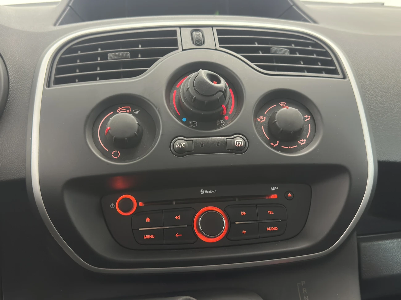 Renault Kangoo Z.E. Express 33 kWh* Cam* Navi*  | Mobile.bg — изображение 14