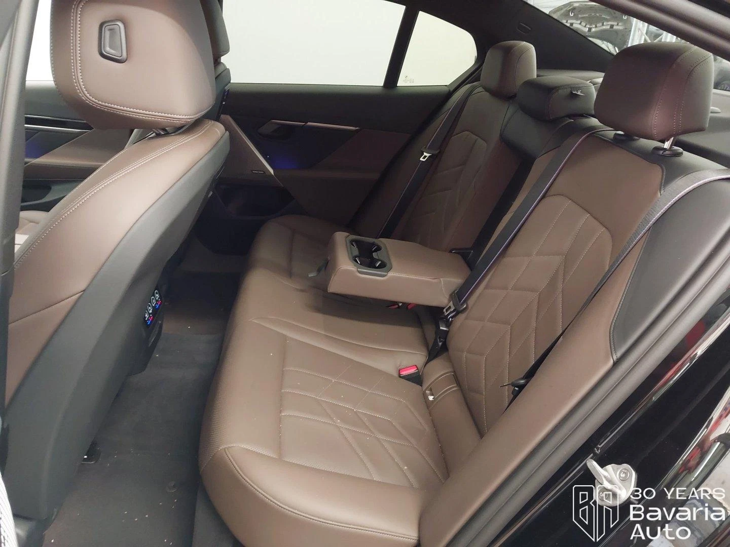BMW 520 i M Sport Paket - изображение 8