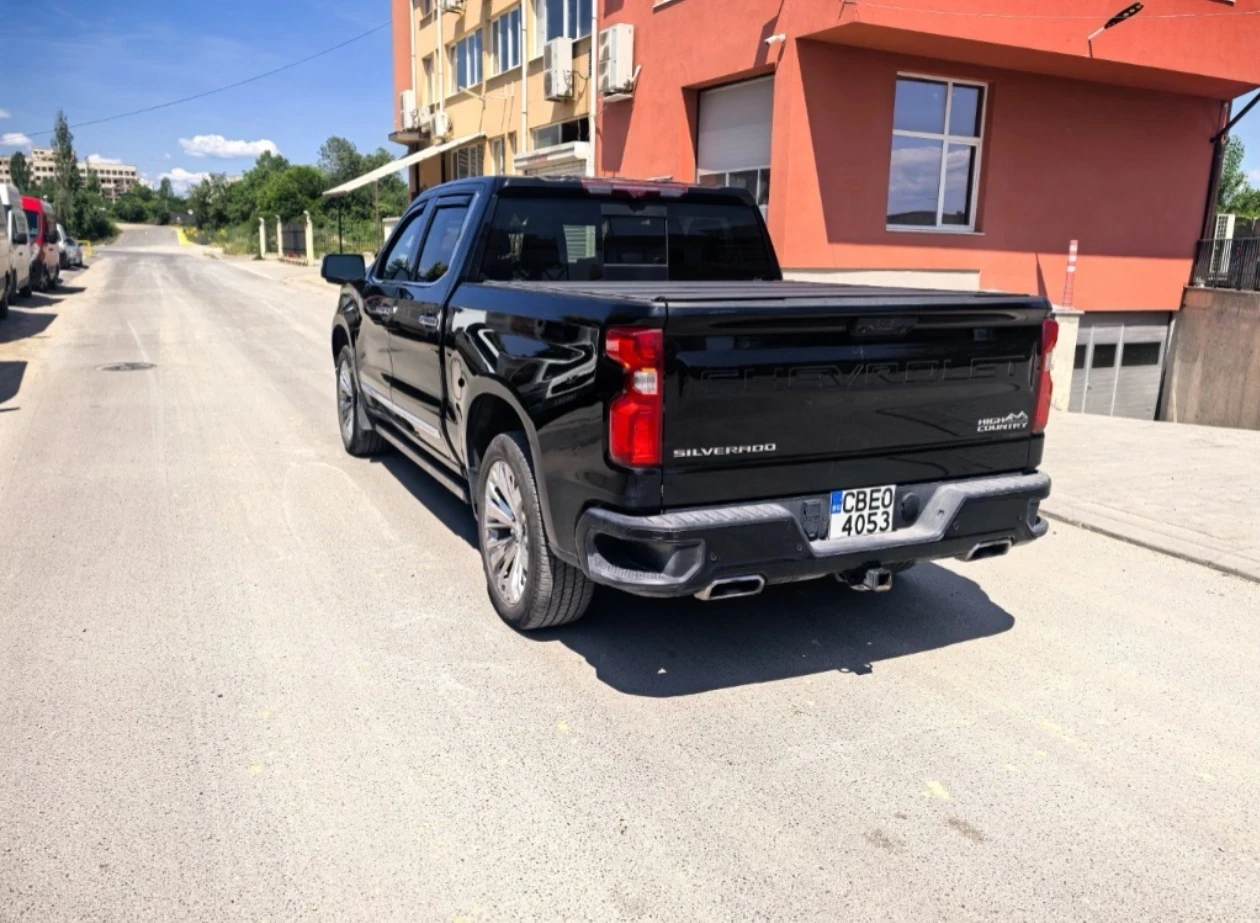 Chevrolet Silverado 6.2 High country -газова уредба Prince - Перфектна, снимка 3 - Автомобили и джипове - 54166852