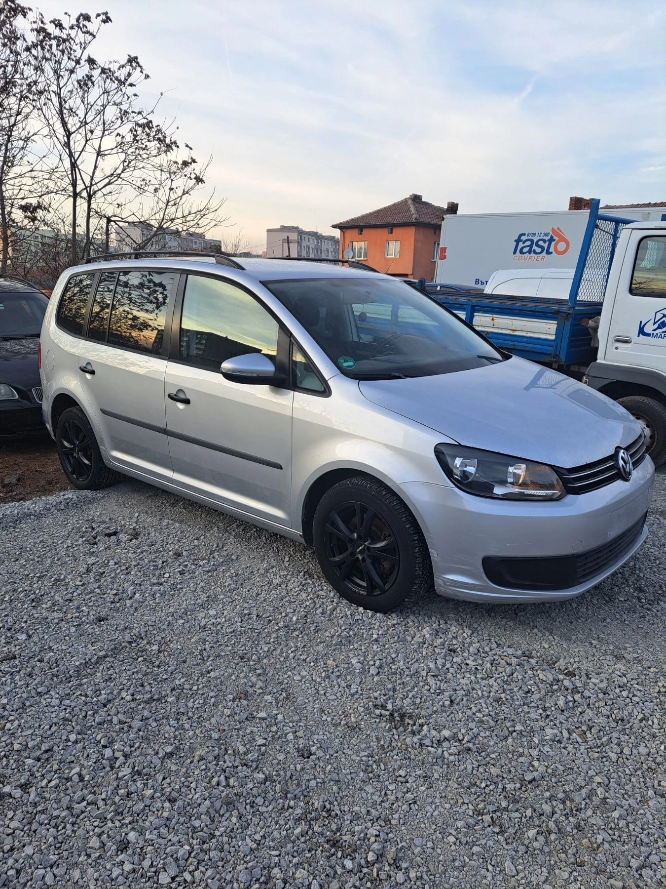 VW Touran 1.6BlueMotion - изображение 2
