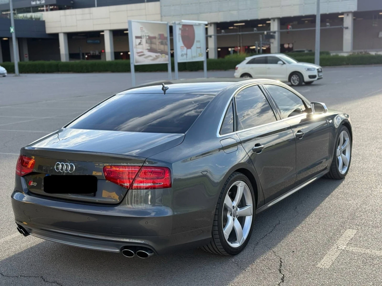 Audi S8 Всички екстри!!ТОП, снимка 5 - Автомобили и джипове - 53644603