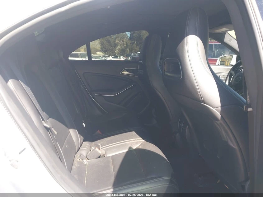 Mercedes-Benz CLA 250 2.0l, снимка 8 - Автомобили и джипове - 54050872