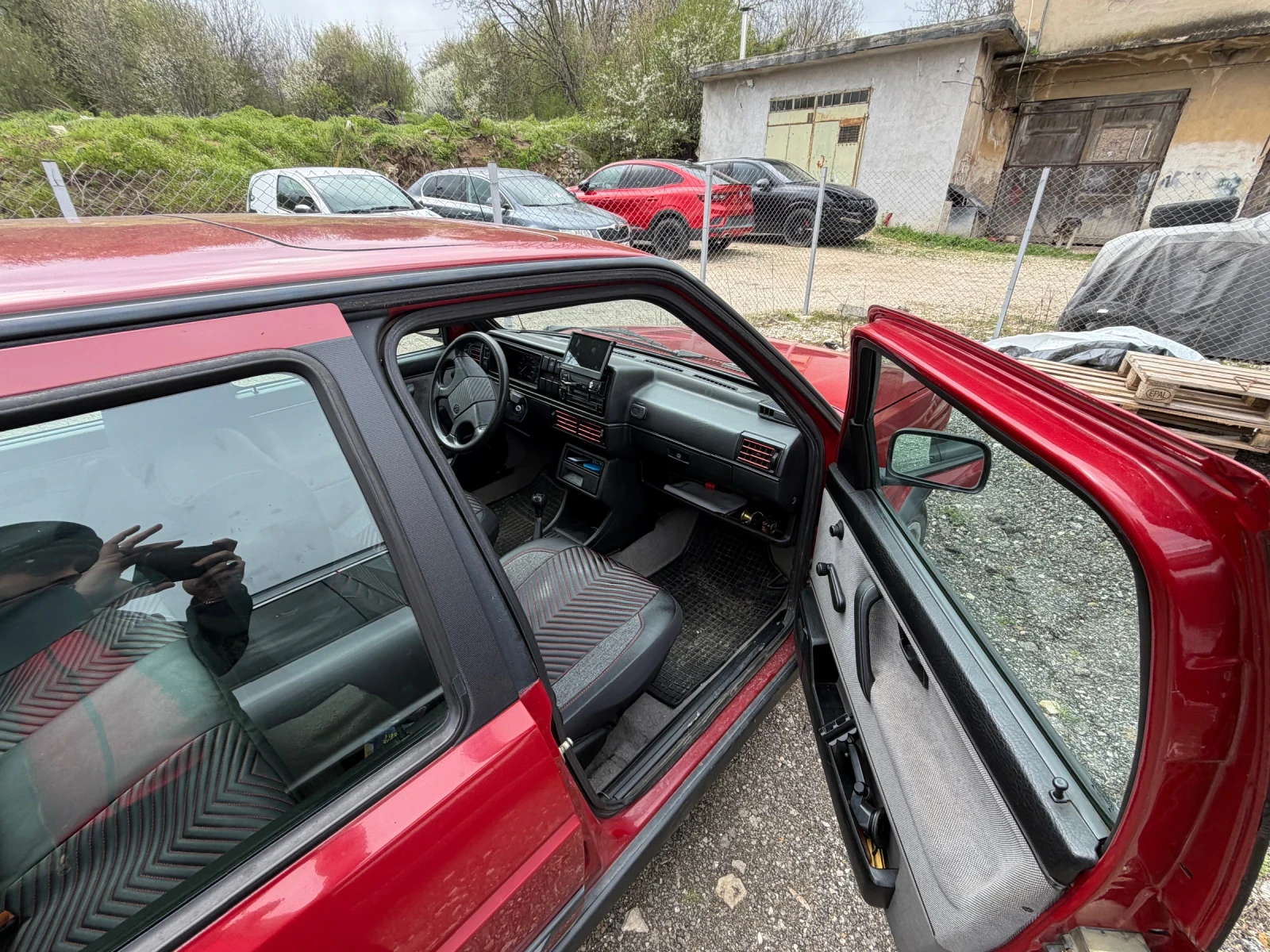 VW Jetta 1.6, снимка 9 - Автомобили и джипове - 54155400