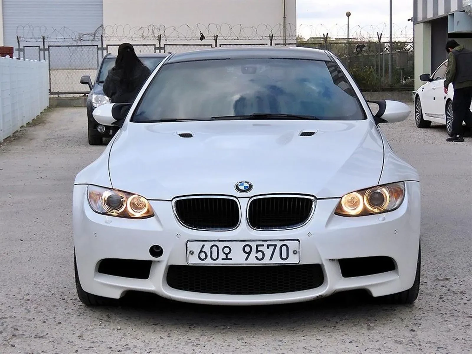 BMW M3 КАМЕРА/ПОДГРЕВ/ОПЦИЯ ЗА ЛИЗИНГ``, снимка 2 - Автомобили и джипове - 54509638