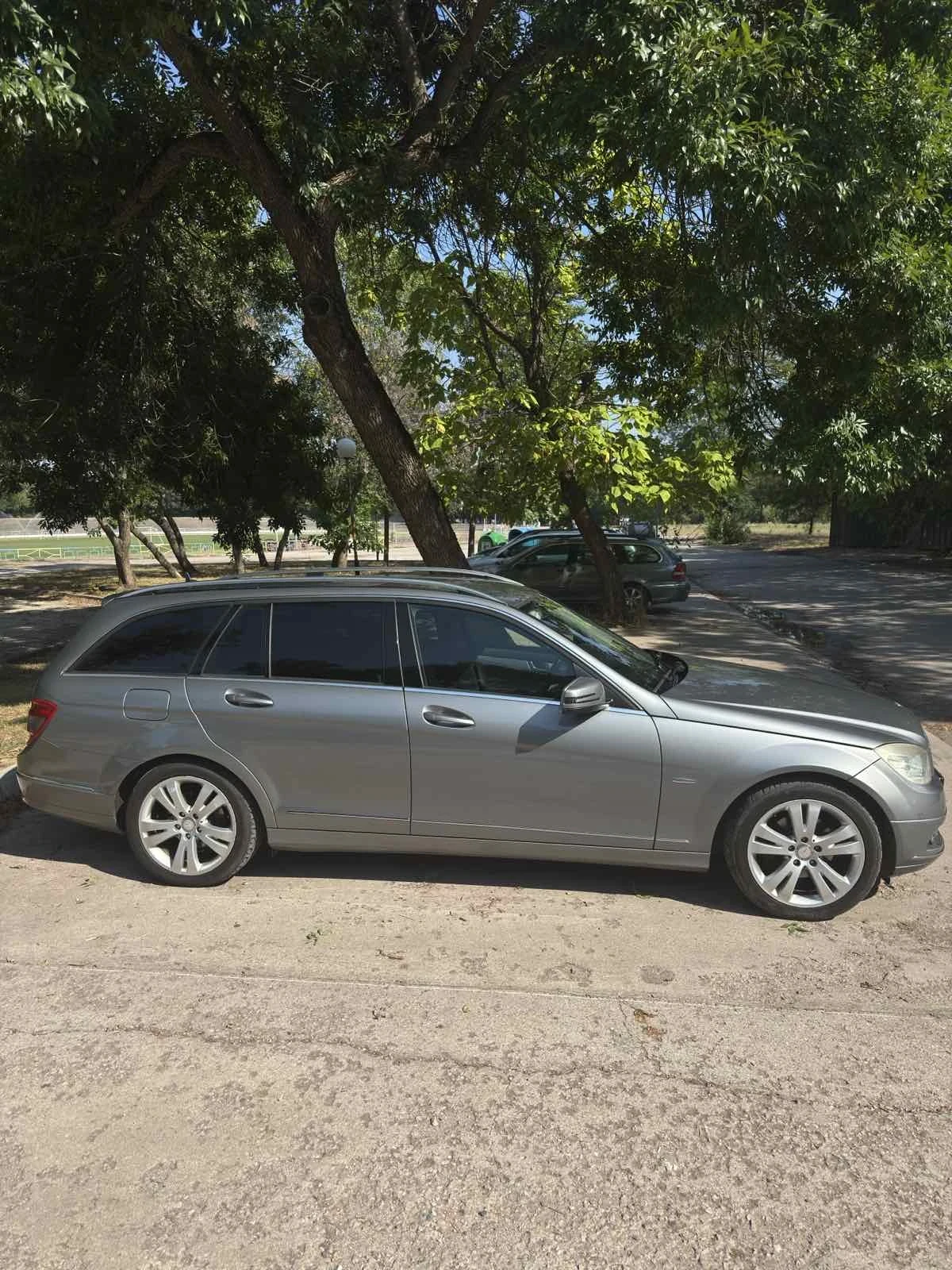 Mercedes-Benz C 200 2.2 136кс, снимка 4 - Автомобили и джипове - 54600335