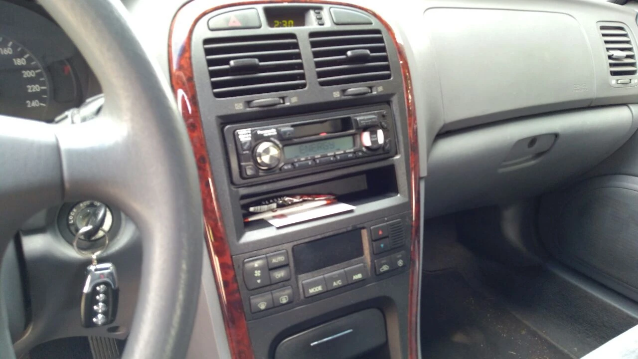 Kia Magentis, снимка 9 - Автомобили и джипове - 54782435