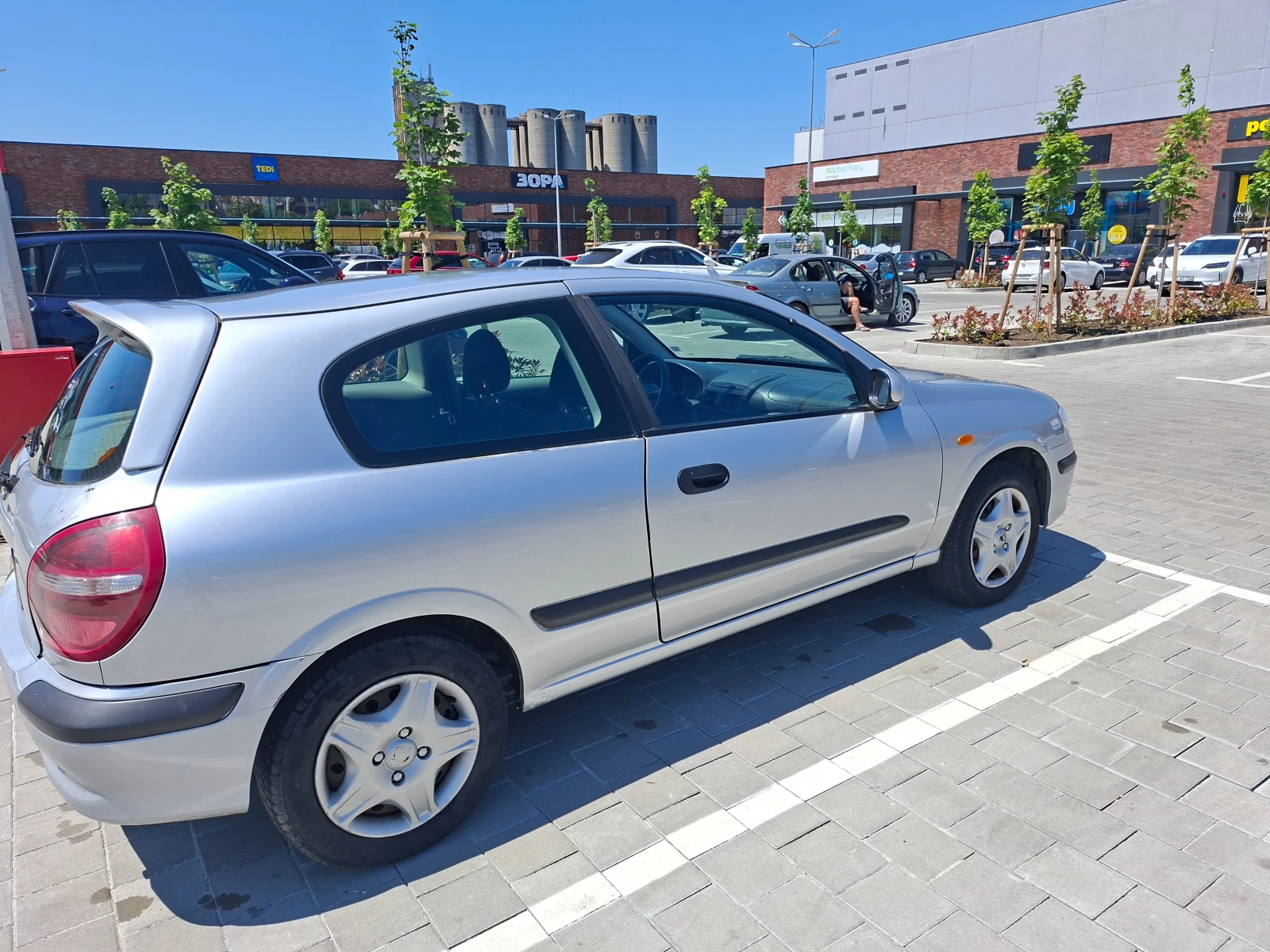 Nissan Almera N16, снимка 5 - Автомобили и джипове - 54835476