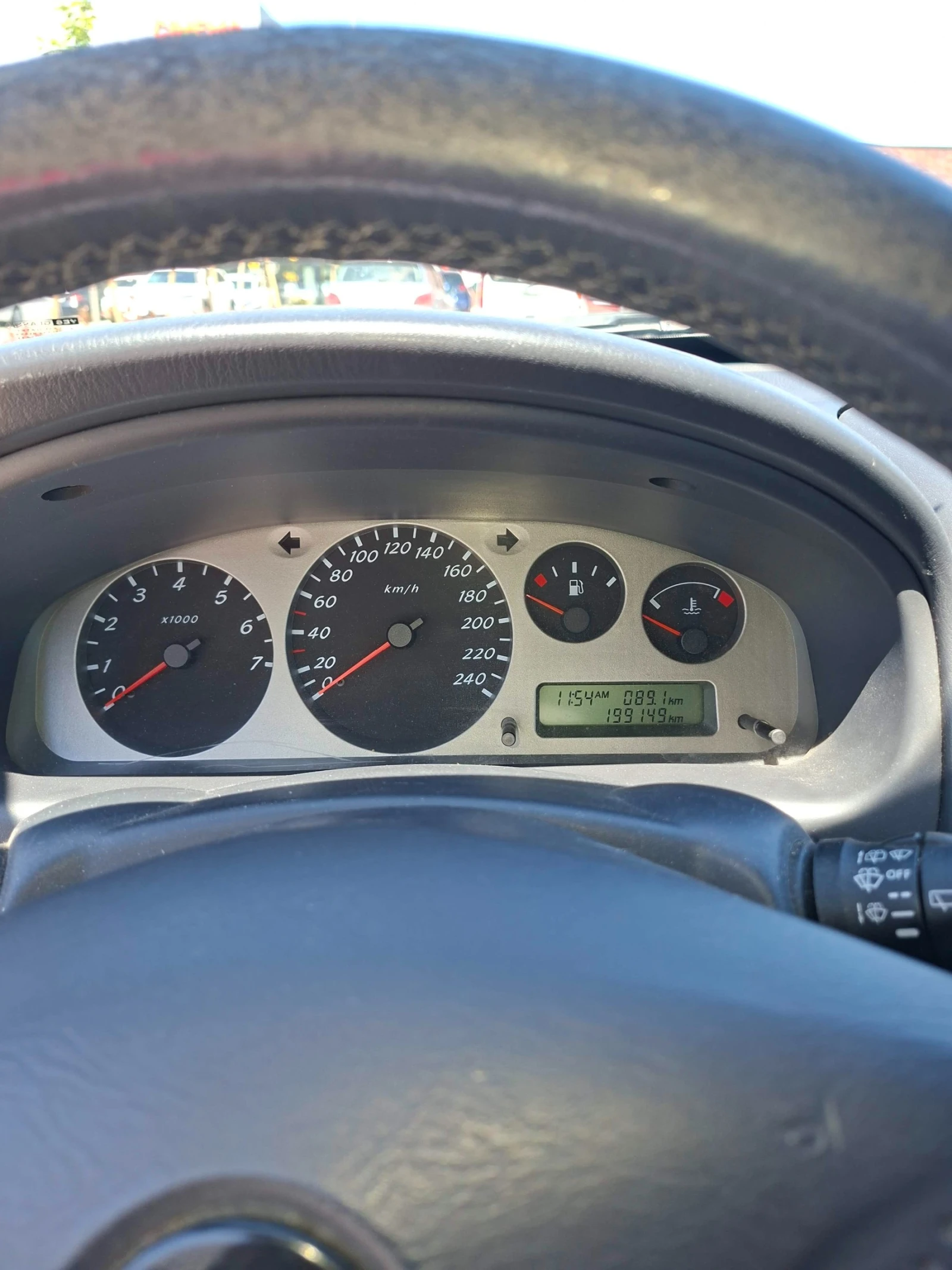 Nissan Almera N16, снимка 8 - Автомобили и джипове - 54835476