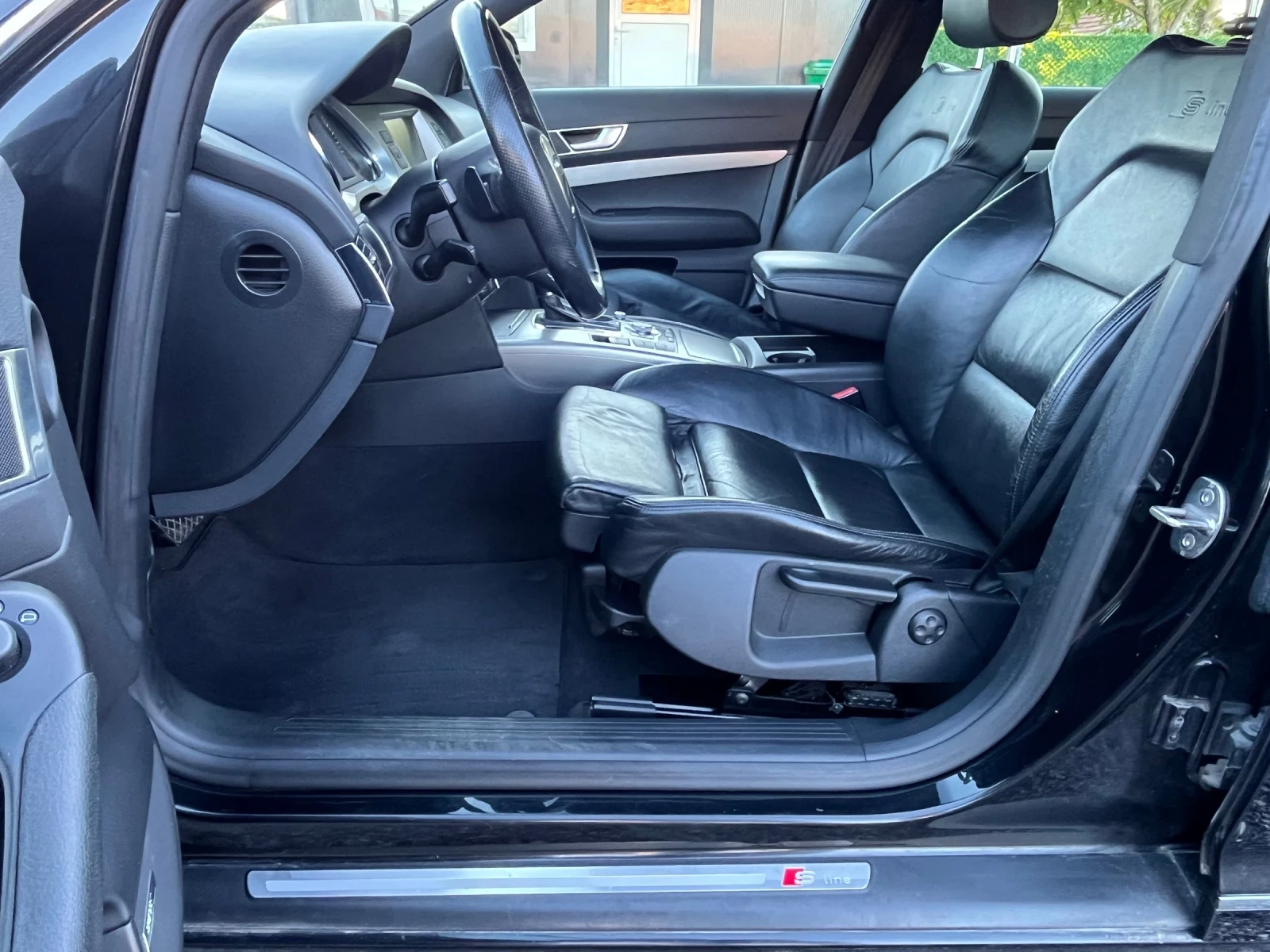 Audi A6 3.0TDi 3xS-LINE, Комби, снимка 13 - Автомобили и джипове - 54896148