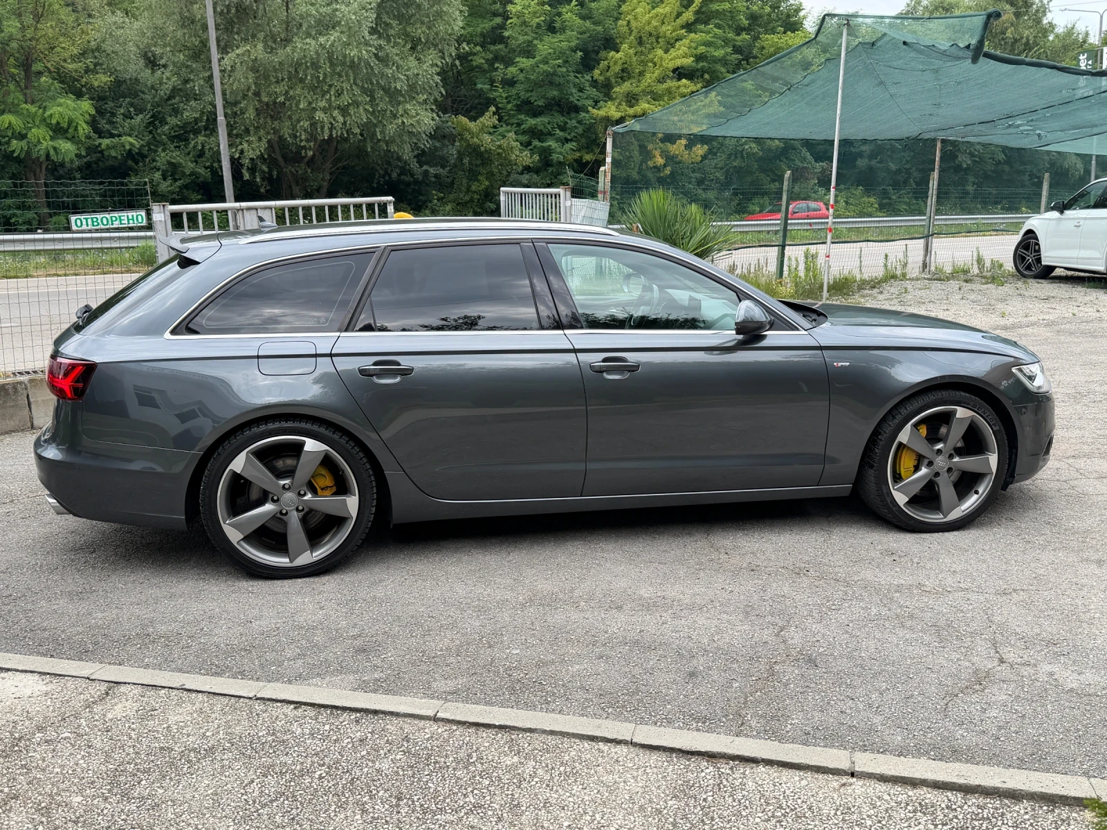Audi A6 3.0BITDI* MATRIX* S-LINE* DISTRONIC* РЕАЛНИ КИЛОМЕ, снимка 8 - Автомобили и джипове - 55405417