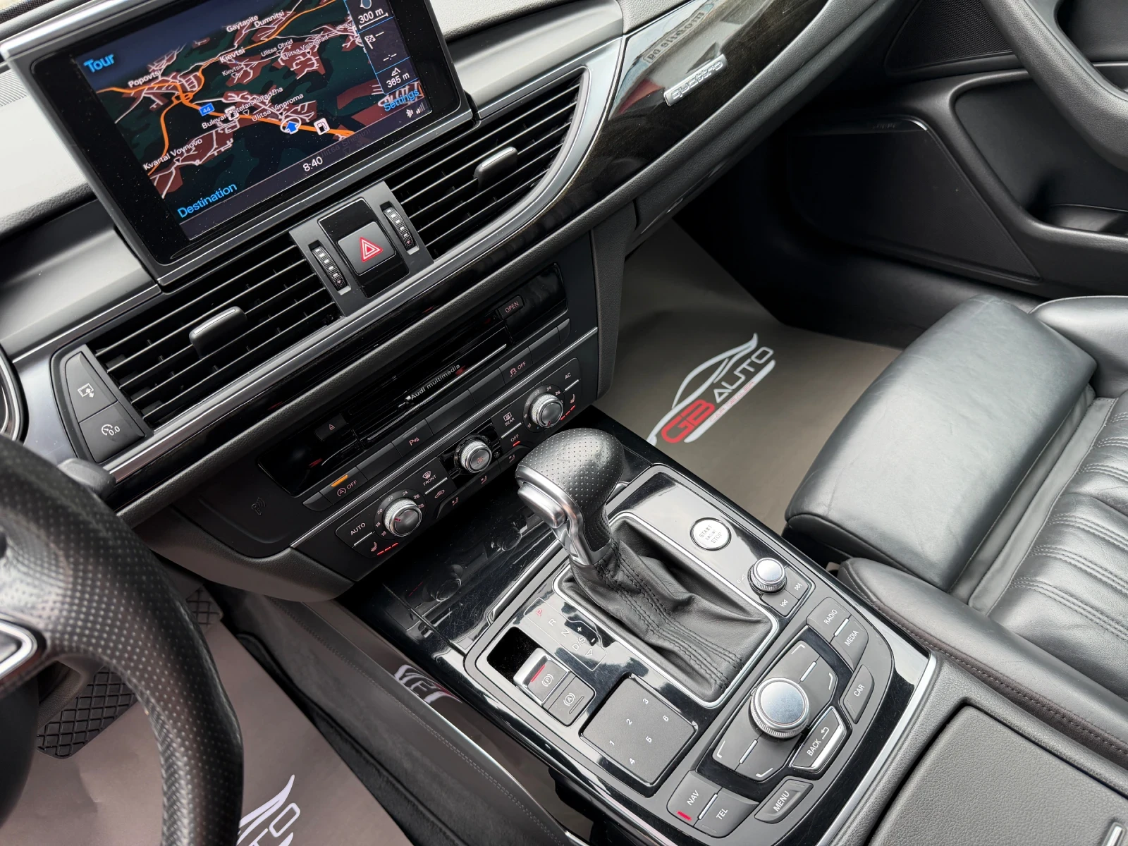 Audi A6 3.0BITDI* MATRIX* S-LINE* DISTRONIC* РЕАЛНИ КИЛОМЕ, снимка 13 - Автомобили и джипове - 55405417