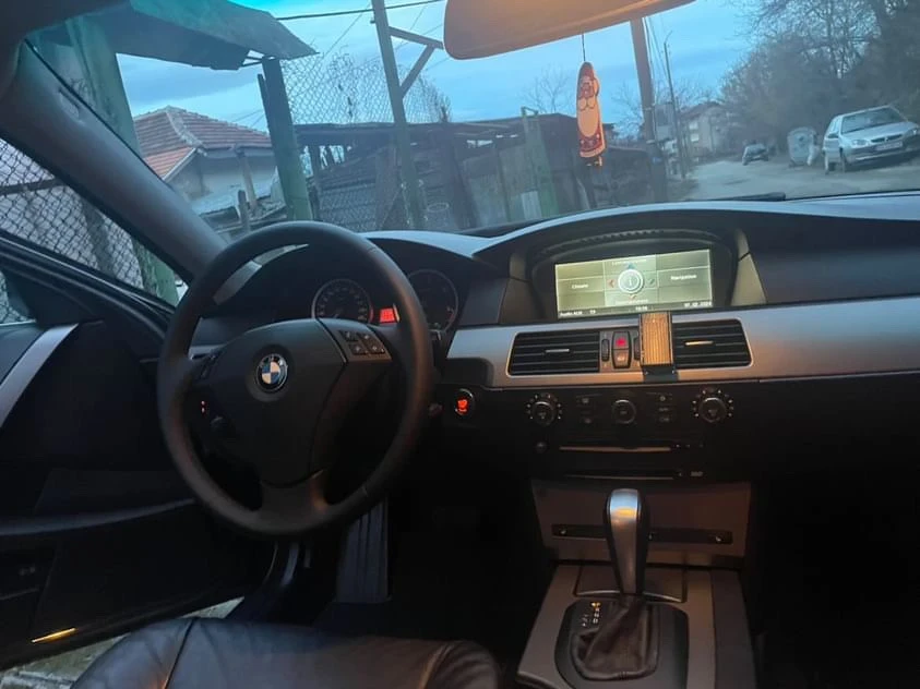 BMW 525, снимка 11 - Автомобили и джипове - 55556873