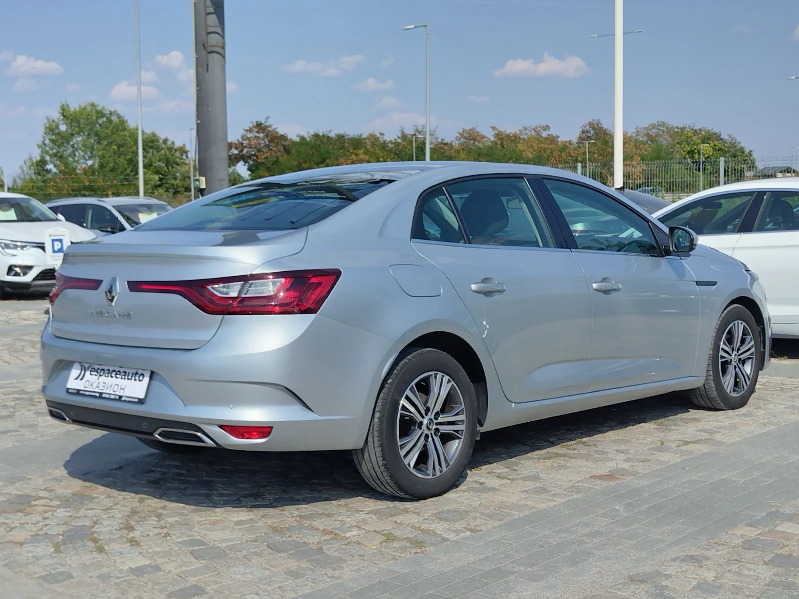 Renault Megane 1.3Tce/140к.с./ZEN, снимка 4 - Автомобили и джипове - 56065184