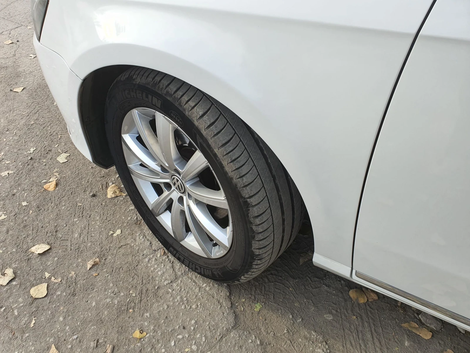 VW Passat B7 2.0 tdi 140 hp, снимка 4 - Автомобили и джипове - 56248217