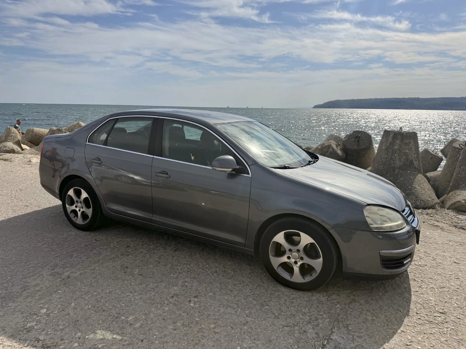 VW Jetta, снимка 3 - Автомобили и джипове - 56440779